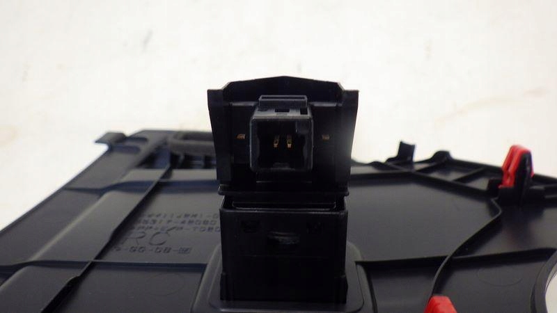 фото №6, Пластик защита консоли правая toyota rav4 v 55317-42080