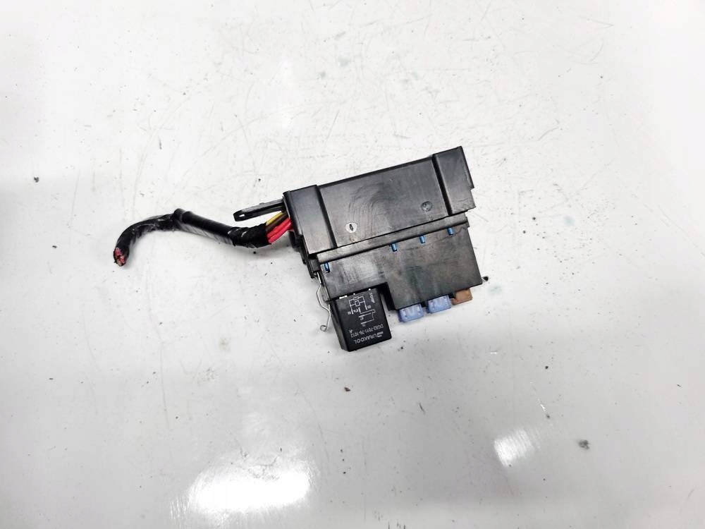 Купить Tesla model s коробка предохранителей 2014