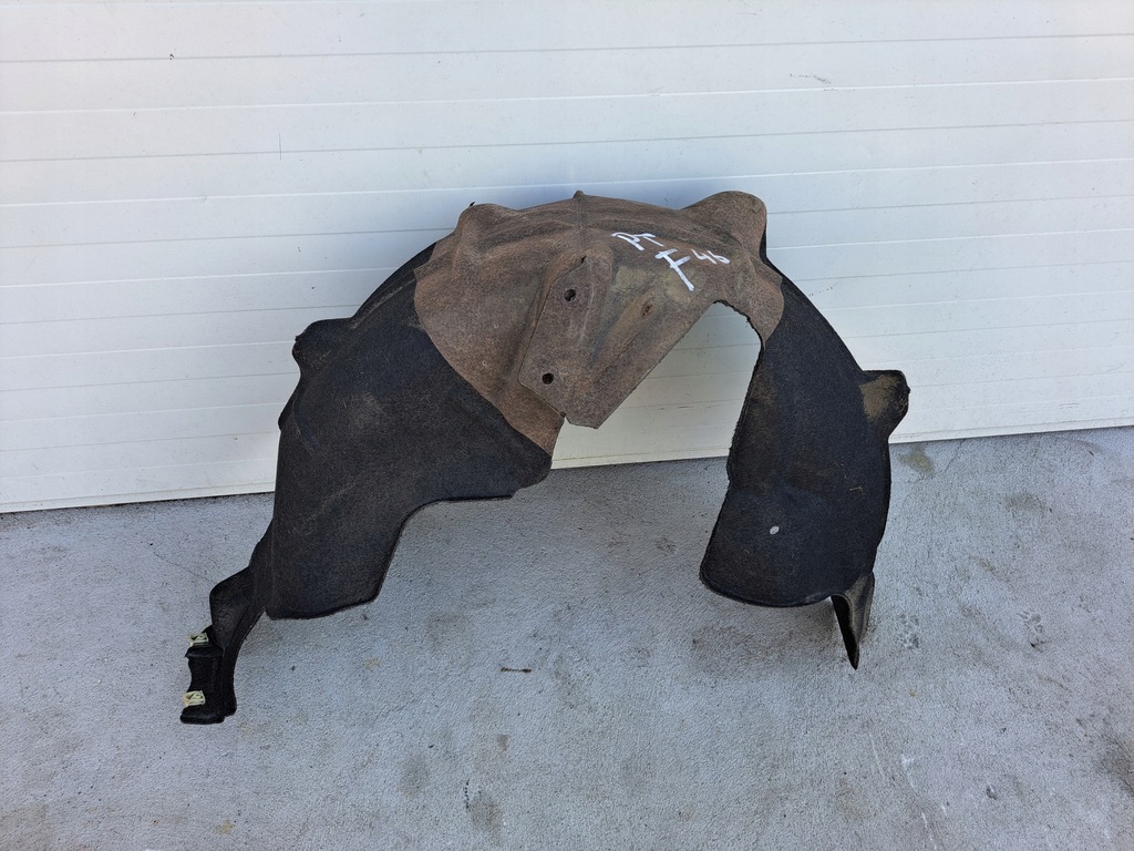 фото №1, Bmw 2 f46 подкрылок задние задняя правый