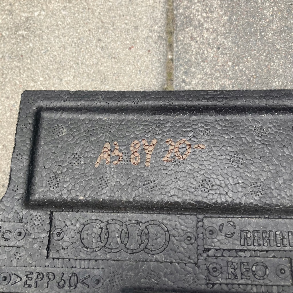 фото №8, Audi a3 / s3 / rs3 8y0 2020- абсорбер бампера перед 8y0807550d