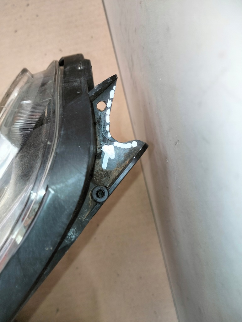 фото №9, Лампа правая перед citroen c3 picasso lata 2008-2012 uk