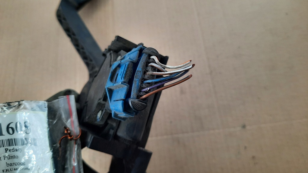 фото №6, Потенциометр газа fiat punto ii 1.2b 00r