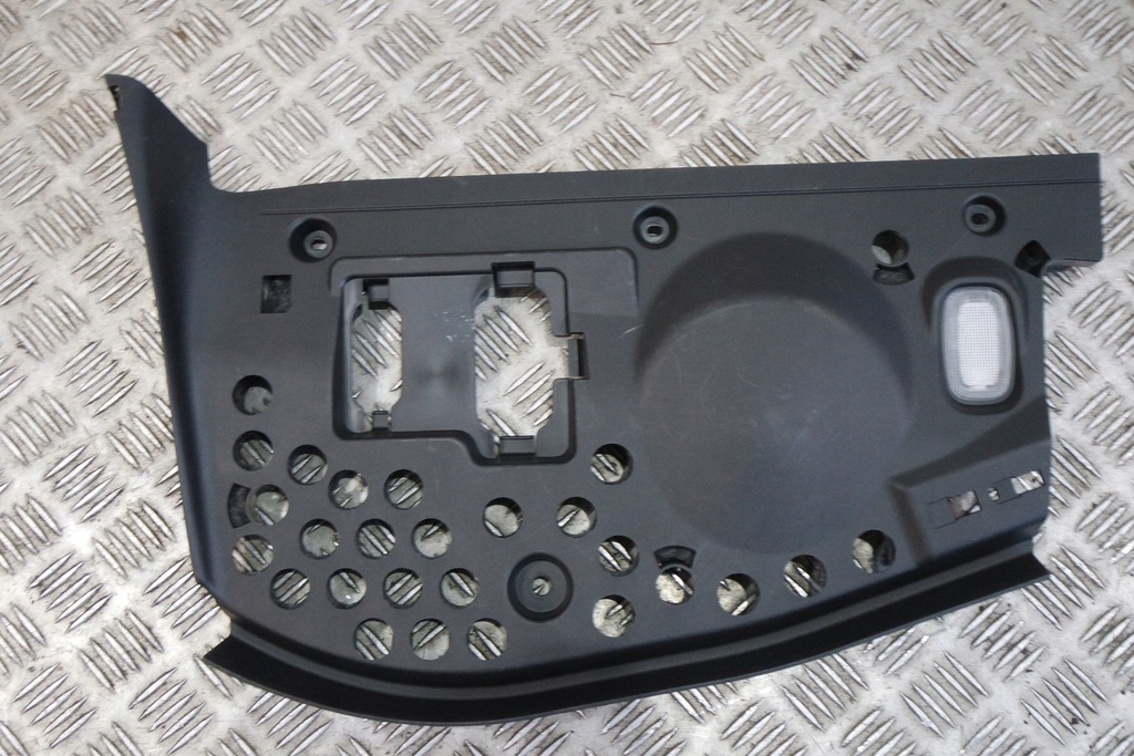 фото №1, Защита консоли пластик mercedes a1666801608