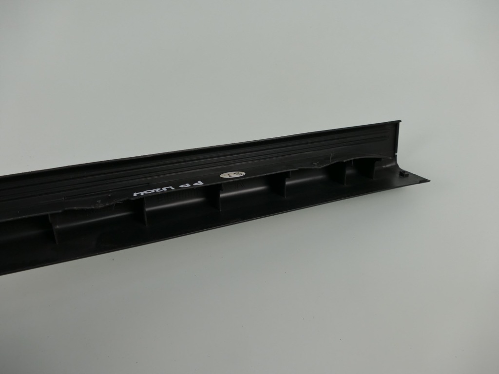 фото №4, Mercedes w204 c молдинг поріг накладка p.p.