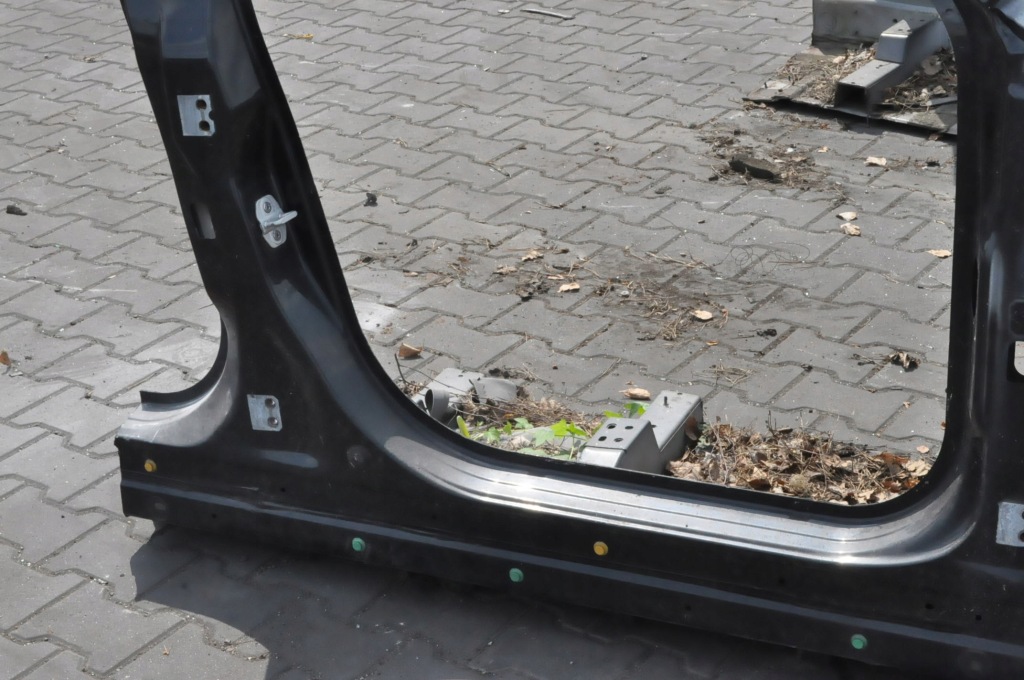 фото №2, Maserati levante s q4 четверть лонжерон правая перед + порог блок двигателя