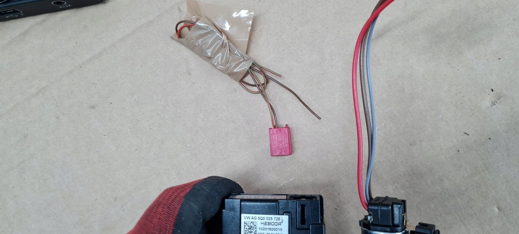 фото №8, Sq5 q5 80a роз'єм зарядний пристрій корпус usb port кабель 8w0035708