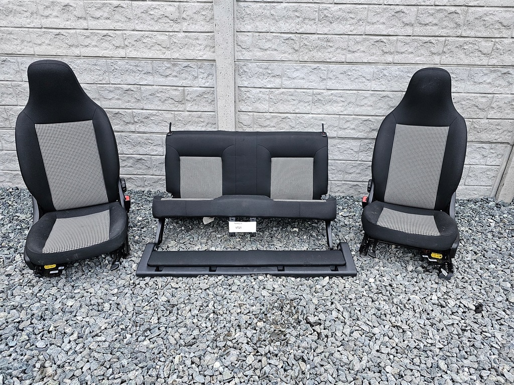 фото №1, Комплект сидений renault twingo iii lift #4721