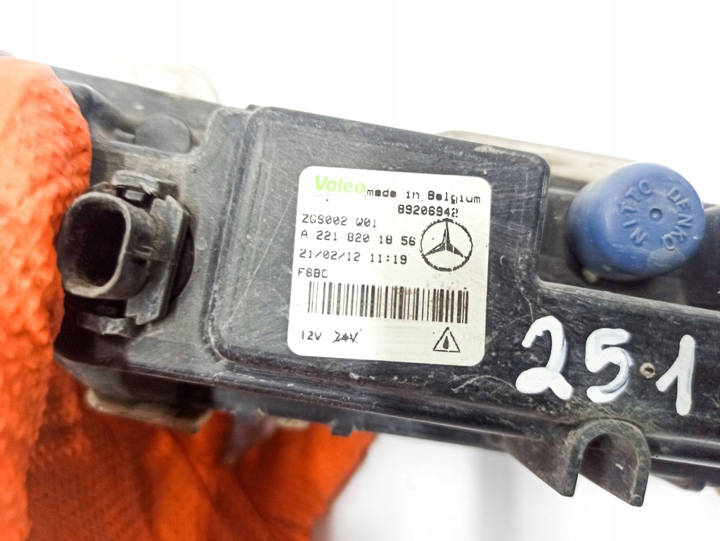 фото №15, Mercedes-benz r w251 2012 свет do движение dziennej drl