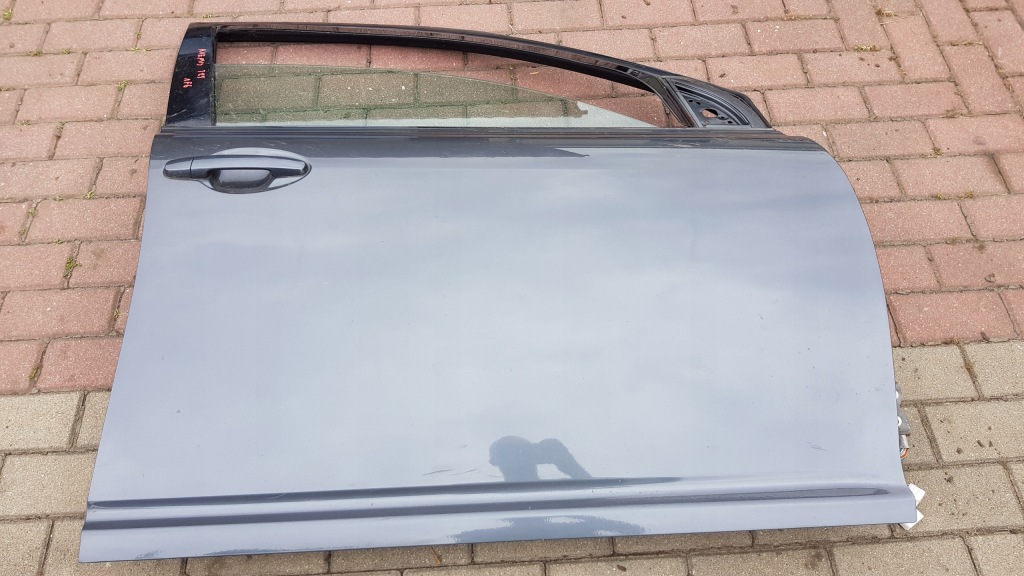 фото №1, Дверь передние перед правое toyota avensis t25 1f6