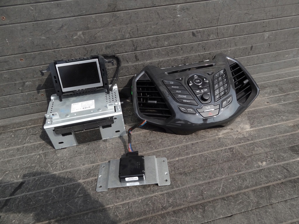 фото №1, Ford ecosport 2016 радио дисплей экран europa оригинал