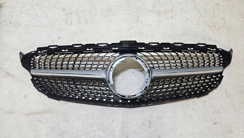 фото №1, Решётка радиатора решётка радиатора mercedes c-klasa w205 lift diamond a2058800307