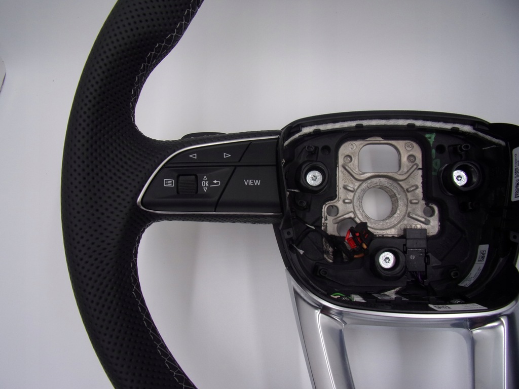 фото №13, Воздуховод кожа мультифункция 4m8419091q sq7 sq8