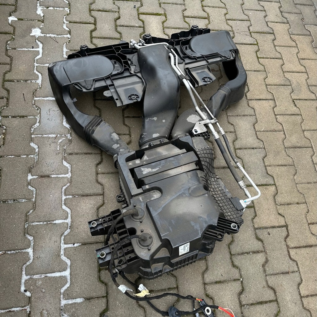 фото №12, Renault zoe охолодження акумулятор захист балка задня