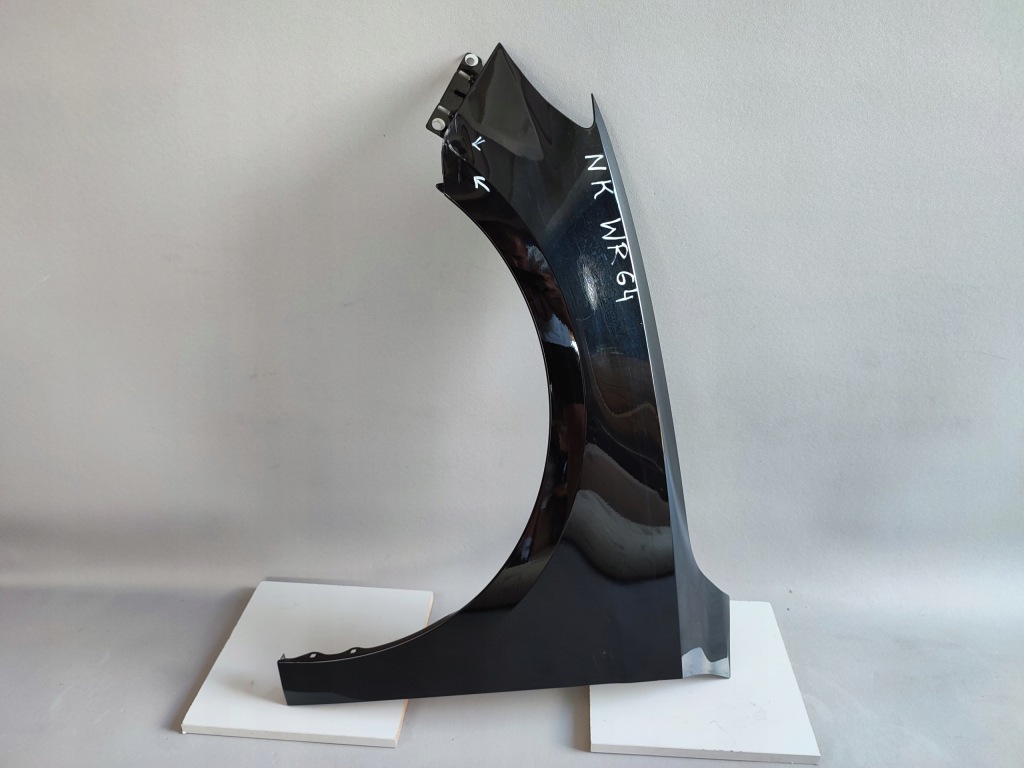 фото №1, Audi a1 82a крыло передний левый