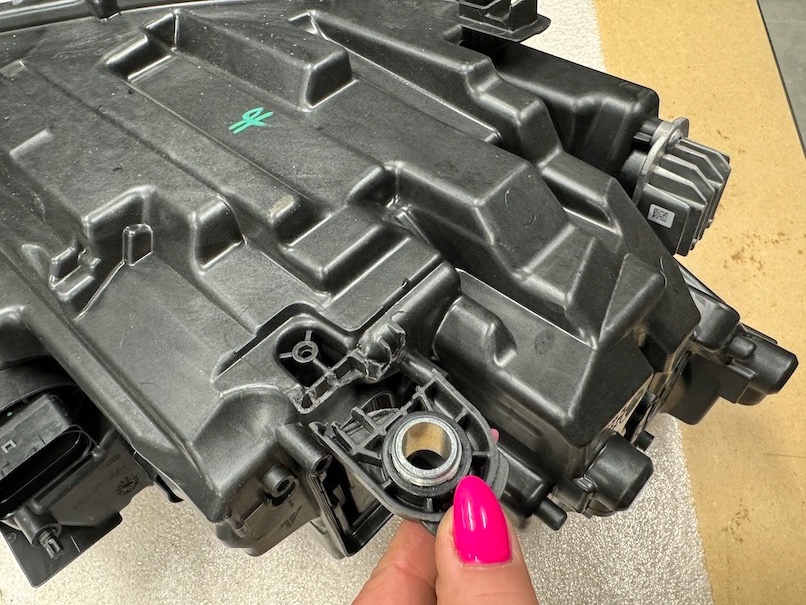 Skoda octavia iv 5e4 фара передняя левая full led оригинал Недорого