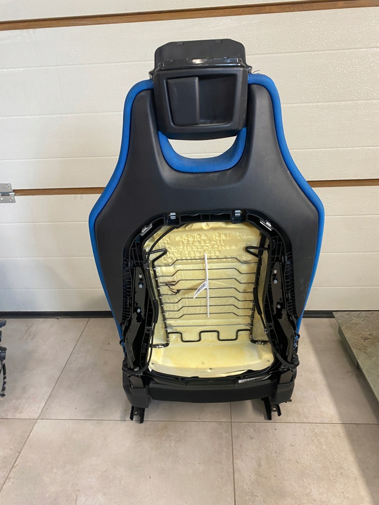 фото №8, Bmw i3 сиденье водителя