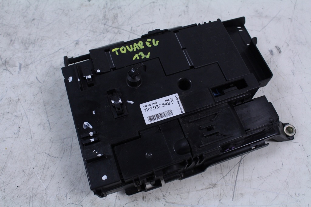 фото №1, Коробка предохранителей vw touareg 7p5 13r. 3.0tdi