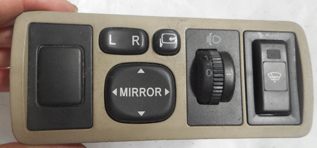 фото №1, Toyota avensis t25 перемикач панель дзеркал