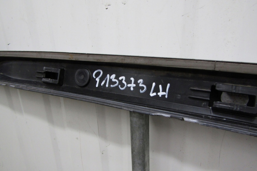 фото №9, Молдинг порог левая audi a3 8y0 s line 20- s3