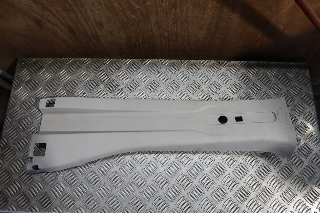 фото №1, Захист стійка ліва trafic vivaro 769131995r