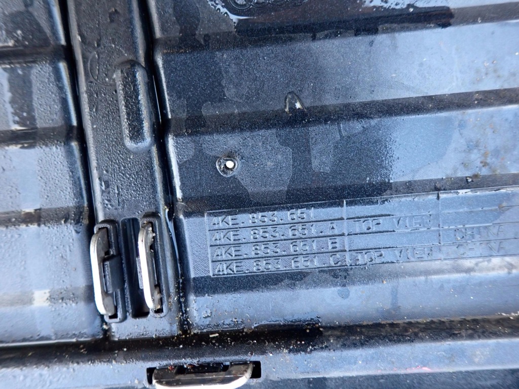 Audi e-tron 4ke 18- решётка радиатора решётка  радиатора Киев