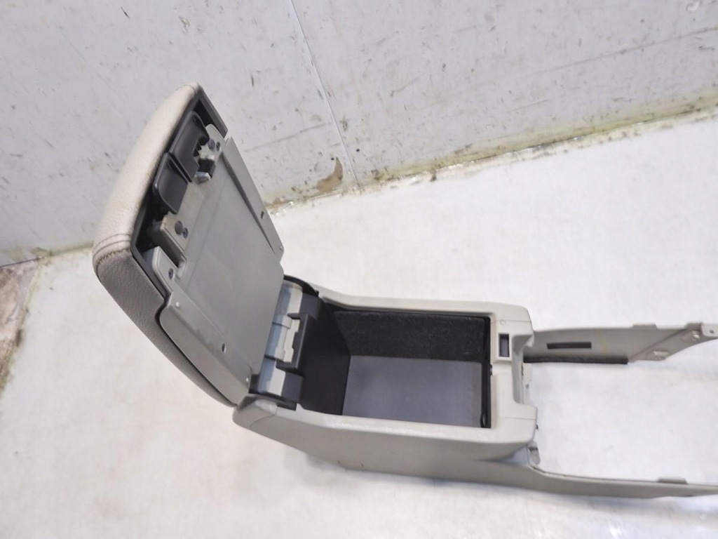 фото №6, Туннель средний подлокотник subaru outback iv 92113aj010