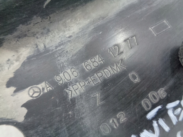 Подкрылок левый перед mercedes sprinter 906 2014 rok в Украине