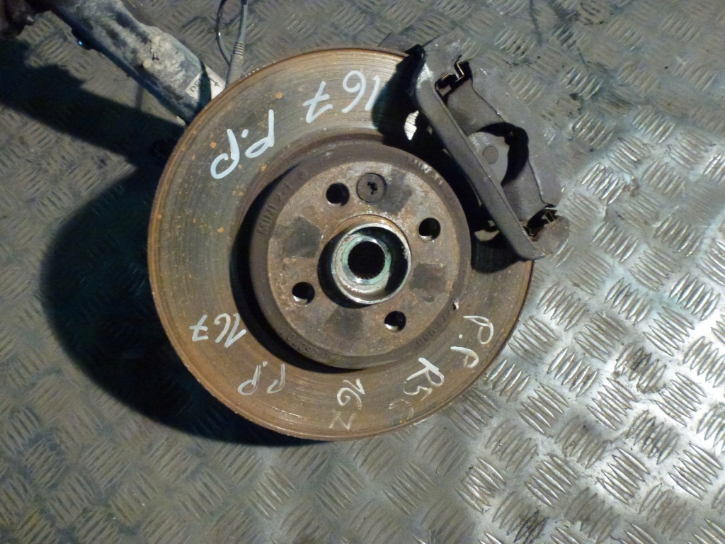 Поворотный кулак амортизатор правый перед mini r56 1.6 Цена