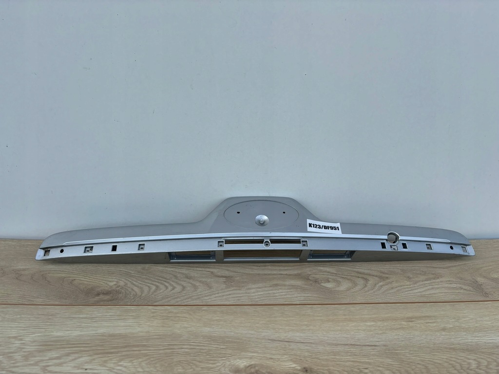 фото №1, Kia sportage 2 ii 06-10 rok молдинг кришки задня накладка 92501-1f1 k123/df951