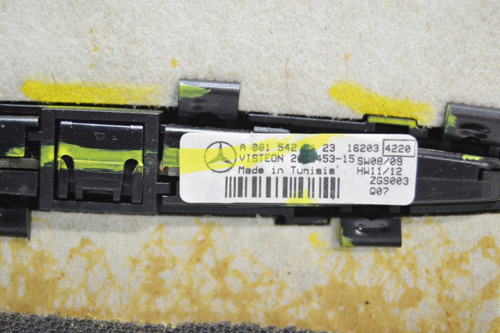 фото №14, Потолок mercedes w205 c klasa sedan панорама 2056906804