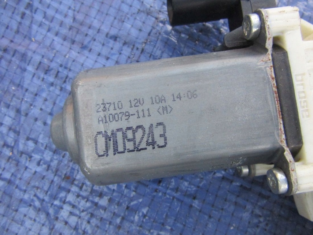 фото №7, Jeep wrangler jk 2012 4d моторчик скло правий задня перед