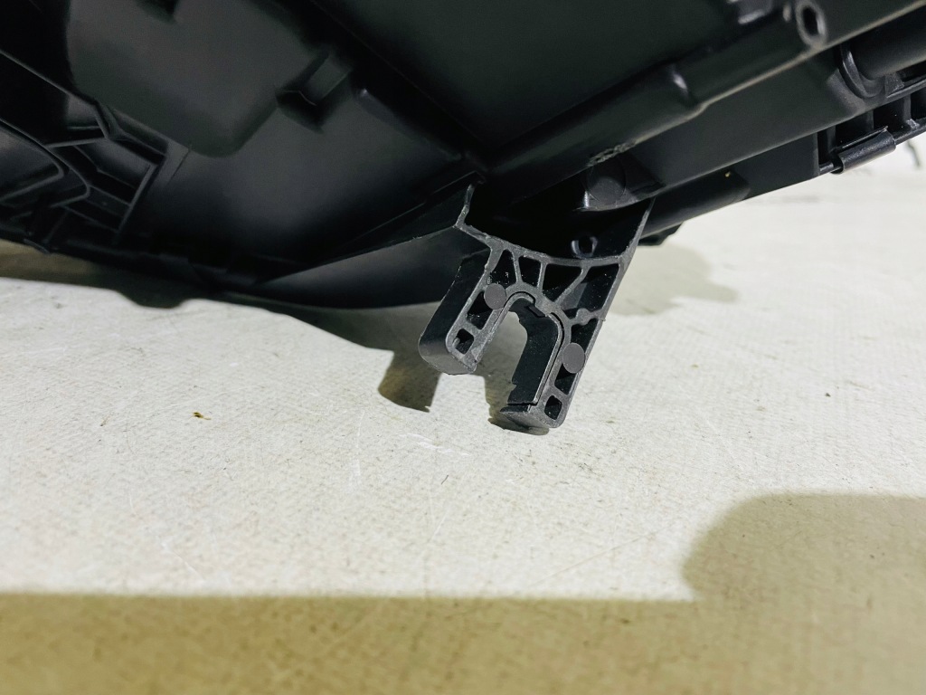 Audi a5 8w6 рестайлінг  фара правий перед full led 2019-2022 рік Зі Шроту