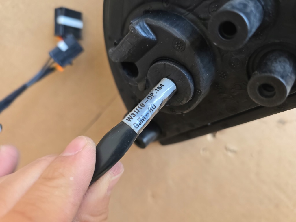 Зеркало правое 5 + 2 - 7 pin европа partner berlingo iv combo e 2018 - с Разборки