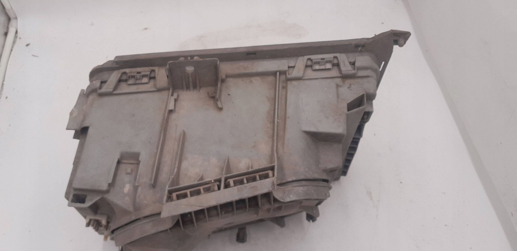 фото №12, Mercedes-benz e w124 1992 лампа передня права 1305235094