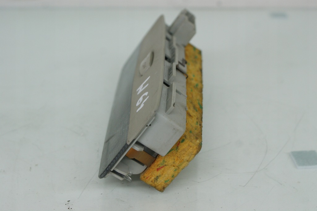 фото №2, Лампа внутрішня освітлення кабіни laguna ii