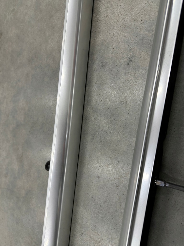 Рейлинг крышный рейлинги кровельные vw touareg 3 3 760 оригинал комплект ideał Доставка