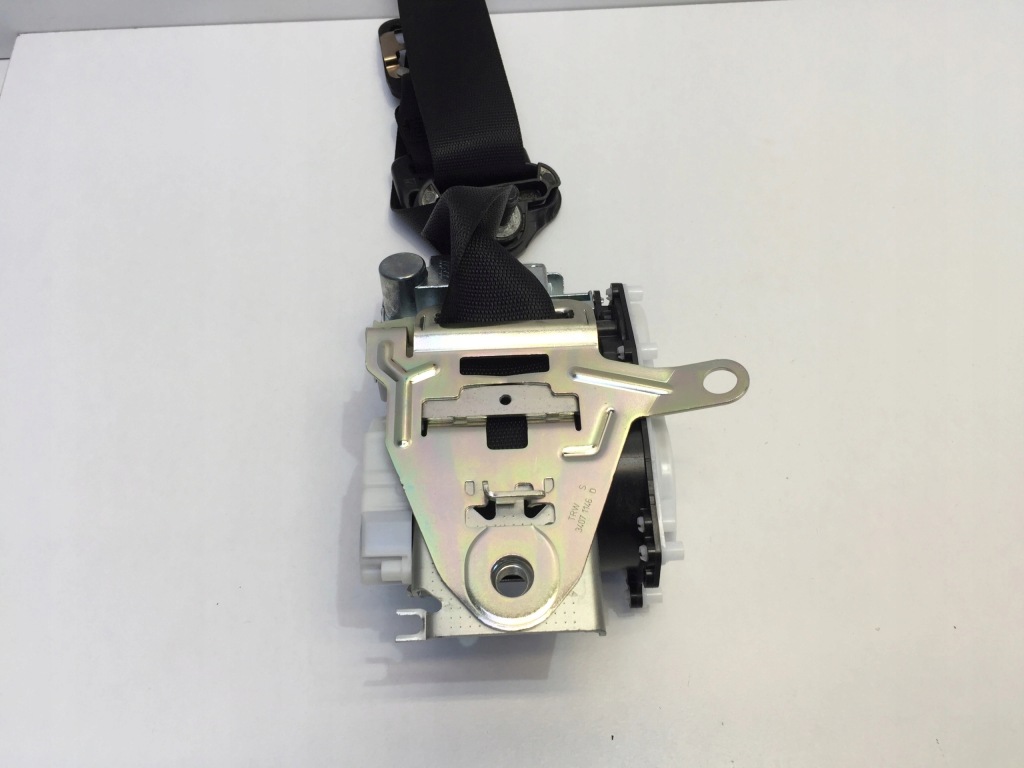 Mercedes slc w172 2019 ремень безопасности правый Доставка