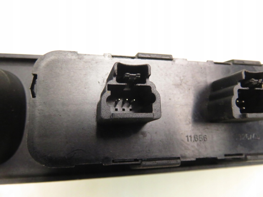 фото №11, Панель окон peugeot 307 96531124xt