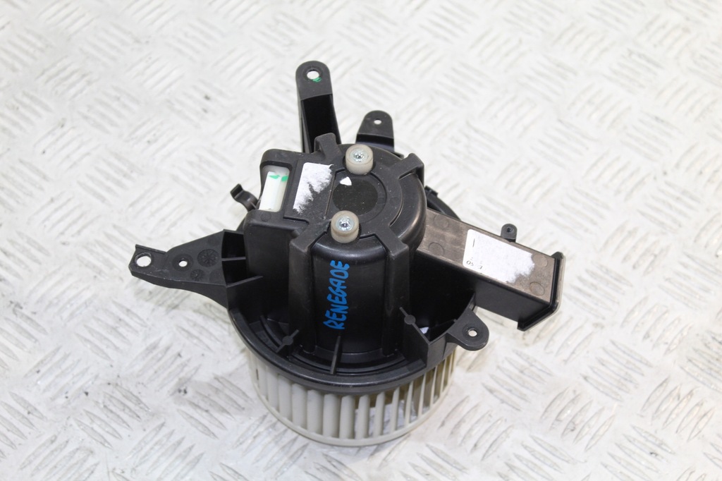 фото №1, Воздуходувка вентилятор отопителя jeep renegade