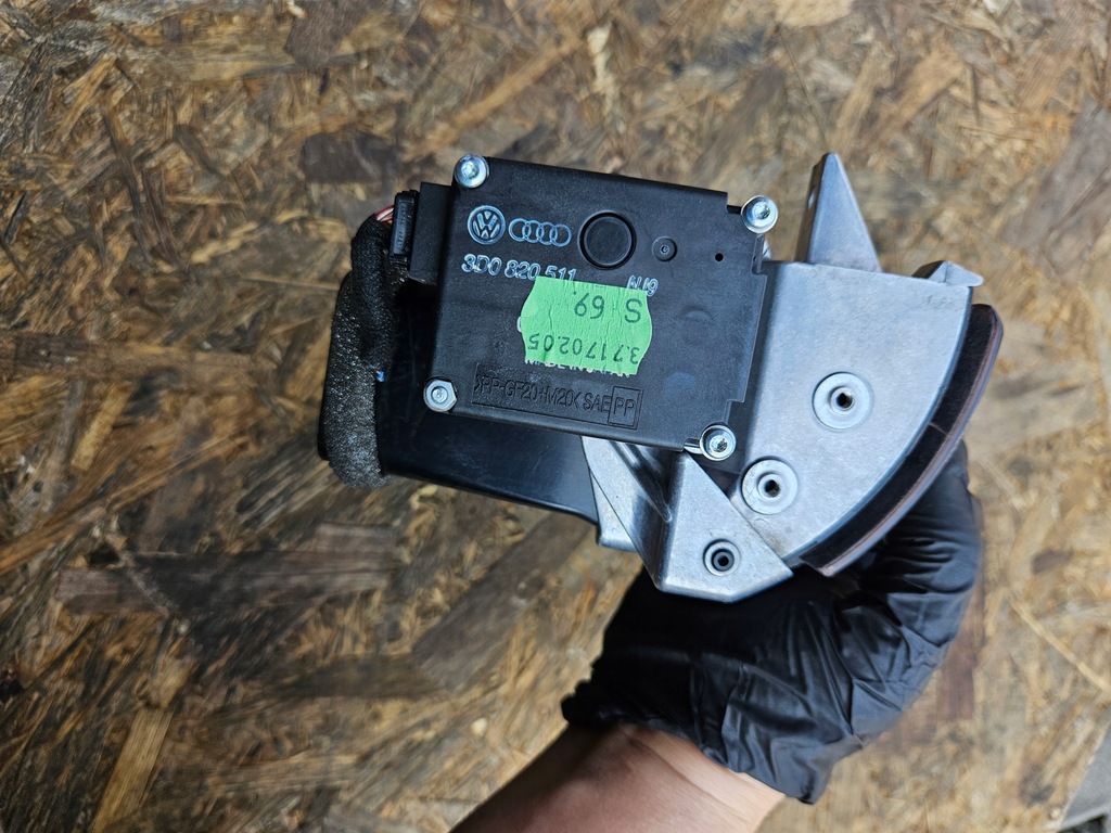 фото №5, Решётка обдув перед vw volkswagen phaeton 3d1819702b 3dz853204