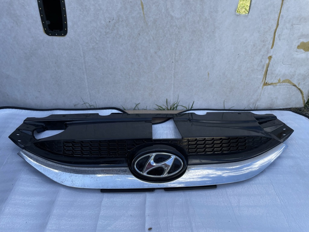 фото №1, Hyundai ix35 86351-2y000 решітка радіатора решітка радіатора