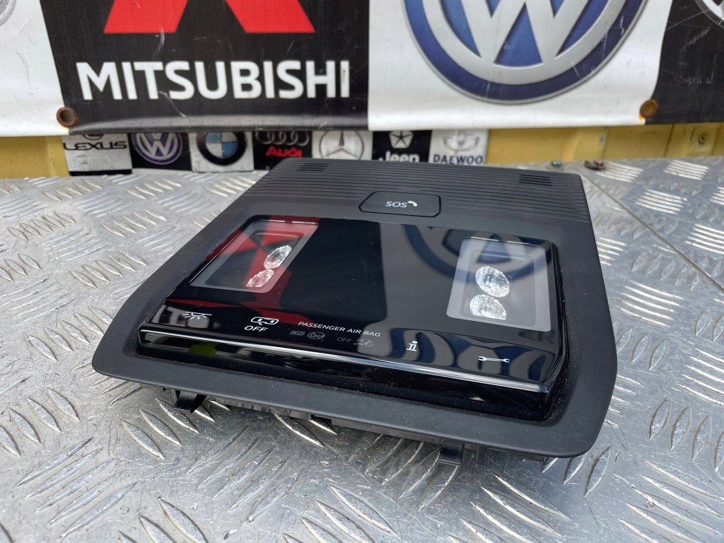 фото №1, Vw id3 лампа потолочный 5q0951172a