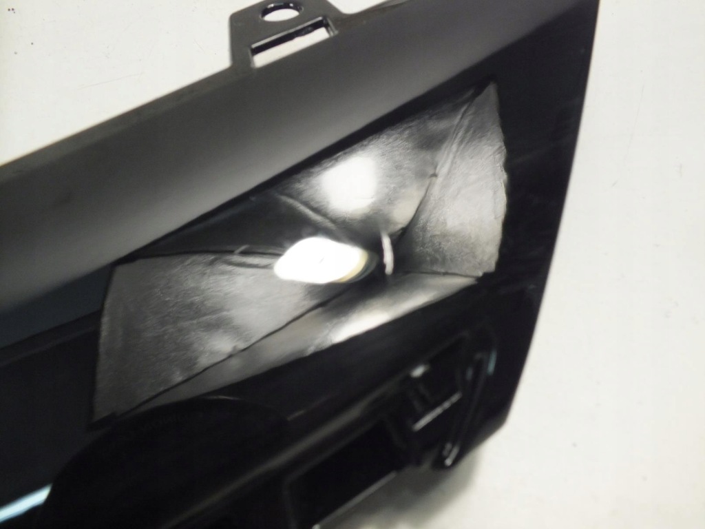 Renault clio iv молдинг накладка решётка оригинал Доставка