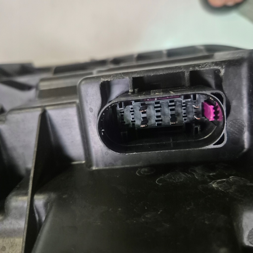 фото №7, Volvo xc90 лампа ліва full led 2 модулі 5 pinów 31655157