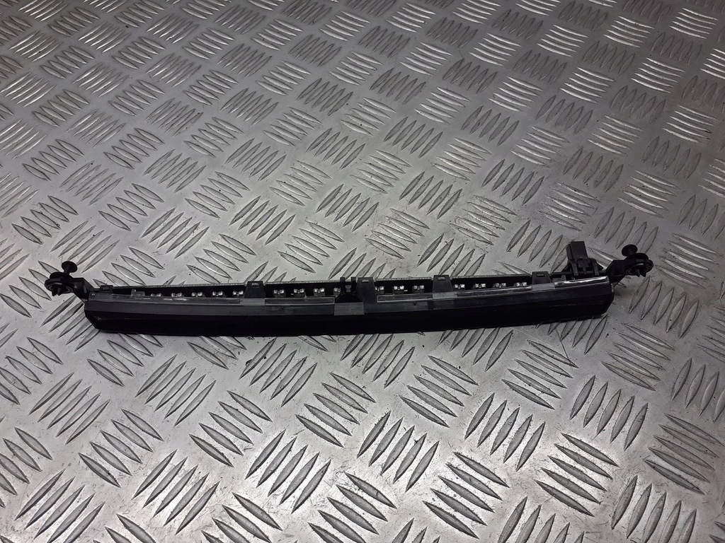 фото №1, Свет стоп-сигнал mercedes w203 a2038200456