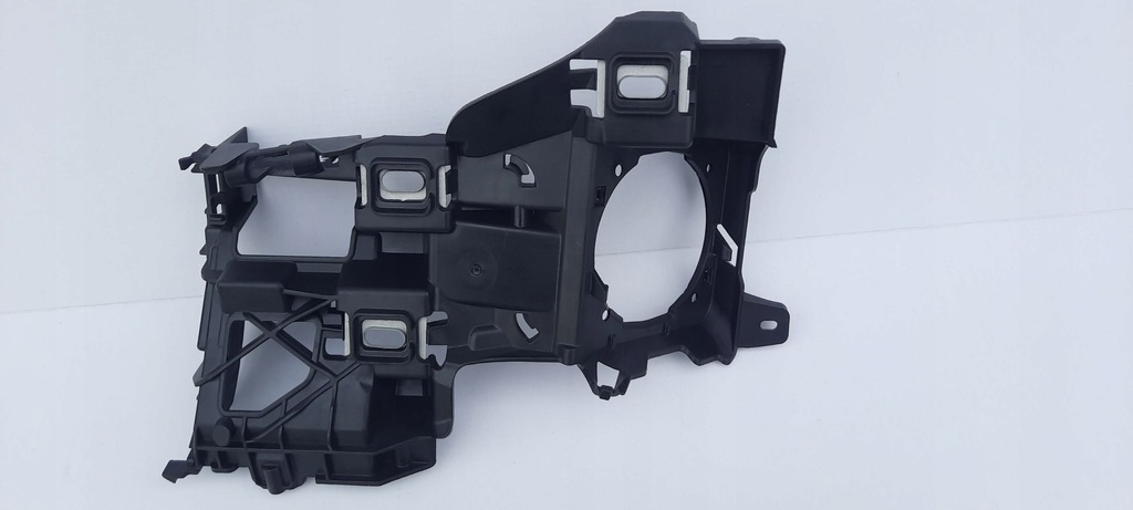 фото №9, Mercedes e w213 кронштейн протитуманної фари лівий bydgoszcz a2138851400