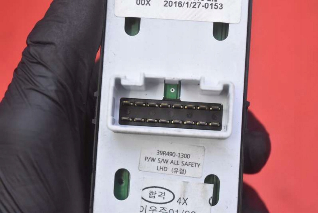 фото №7, Панель управление окон eu 93570-3z000 hyundai i40 15-20