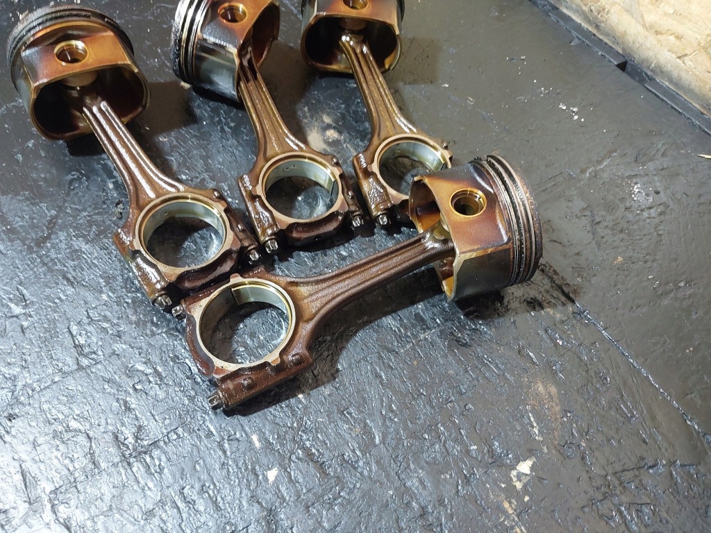 фото №9, Поршень шатун vw passat b5 1.8t awt 150km