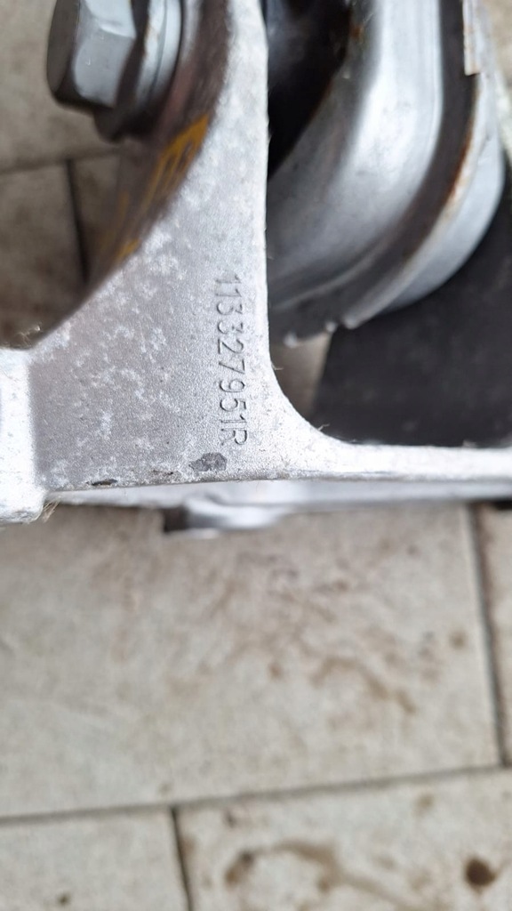 фото №4, Кронштейн кронштейн двигуна renault talisman 113327951r