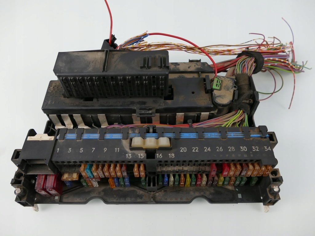 фото №1, Bmw e46 2.0 d коробка запобіжників модуль